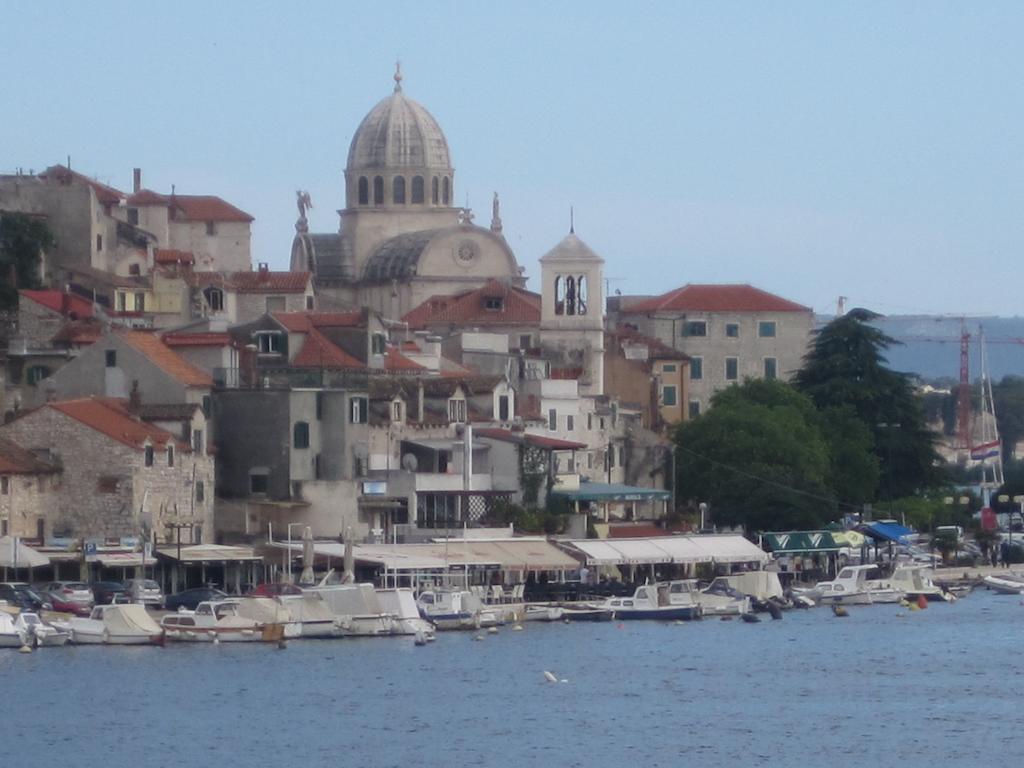 Apartment Cozy Šibenik Quarto foto